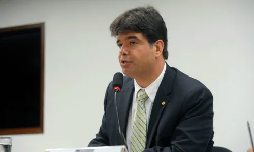 
                                        
                                            TJPB anula sentença em ação de improbidade contra Ruy Carneiro
                                        
                                        
