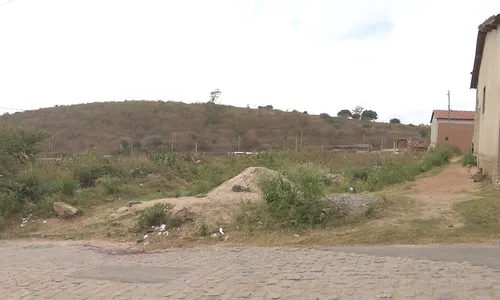 
                                        
                                            Homem é preso suspeito de matar amigo após briga por conta em bar
                                        
                                        