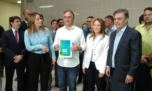 
                                        
                                            Lucélio Cartaxo registra candidatura ao governo da Paraíba no TRE
                                        
                                        