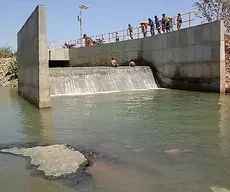 Água da transposição volta a ser bombeada e população de Monteiro comemora