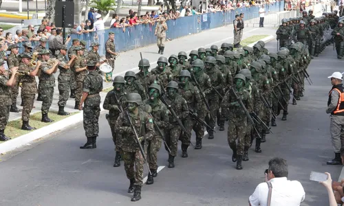 
                                        
                                            Desfile de 7 de setembro reúne 7 mil civis e militares em João Pessoa
                                        
                                        