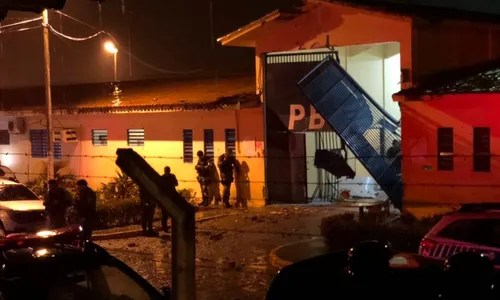 
                                        
                                            Alvo de fuga com explosão no PB-1 é encontrado em shopping de Fortaleza
                                        
                                        