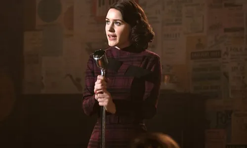 
                                        
                                            'The marvelous mrs. Maisel' é a maior ganhadora do Emmy 2018
                                        
                                        