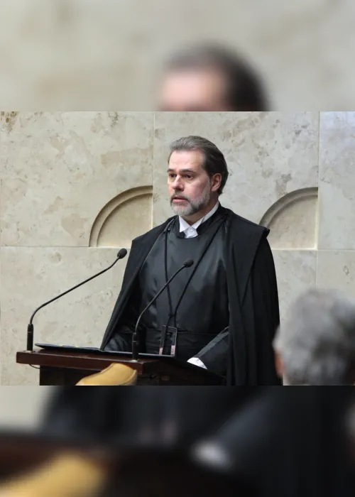 
                                        
                                            Judiciário não pode fechar os olhos à violência, diz novo presidente do STF
                                        
                                        