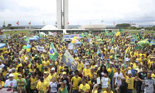 
                                        
                                            Atos pró-Bolsonaro levam apoiadores a diversas cidades do país
                                        
                                        