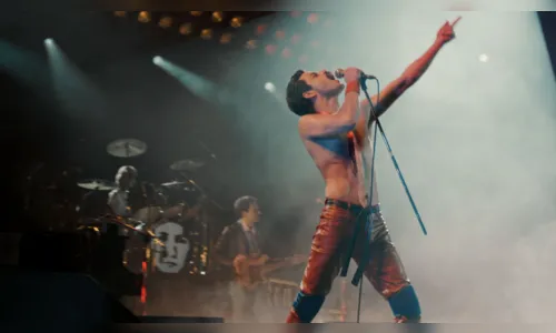 
				
					'Bohemian Rhapsody': Rami Malek salva biografia morna de Freddie Mercury
				
				