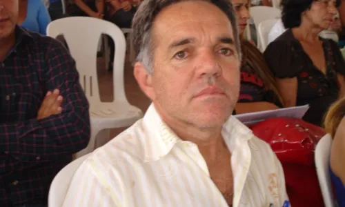 
                                        
                                            Justiça manda ex-prefeito paraibano devolver R$ 297 mil aos cofres de prefeitura
                                        
                                        