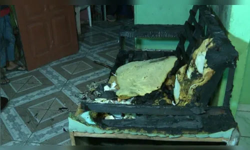 
				
					Idosa de 93 anos morre carbonizada após incêndio no sofá de casa
				
				