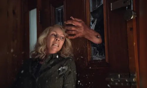 
				
					'Halloween': Michael Meyers volta à forma em sequência do filme de 1978
				
				