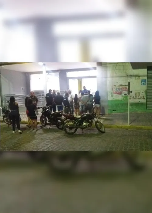 
                                        
                                            Grupo explode banco e agência dos Correios em Serra Branca
                                        
                                        