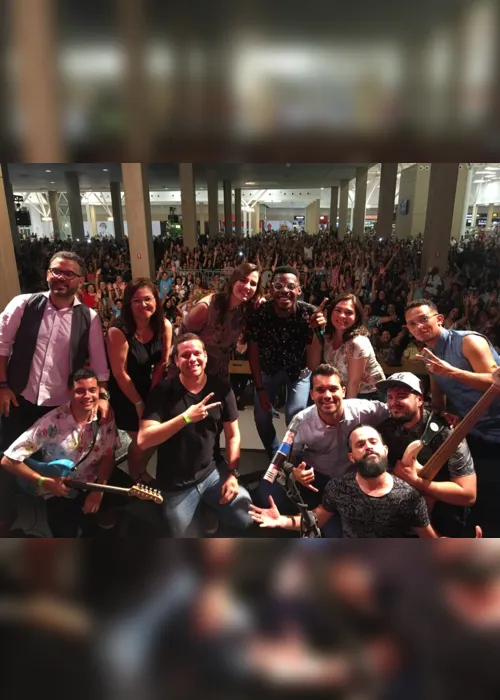 
                                        
                                            Kevin Ndjana reúne mais de 5 mil pessoas no pocket show do The Voice Brasil
                                        
                                        