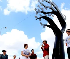 Obra de Wilson Figueiredo, ‘Árvore dos Bons Ventos’ é inaugurada no Conde