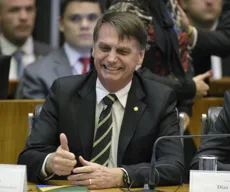 Cirurgia de Bolsonaro é adiada para depois da posse na presidência