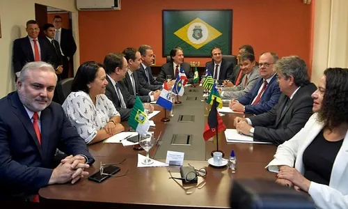 
                                        
                                            João Azevêdo participa de reunião de governadores em Brasília
                                        
                                        