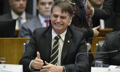 
                                        
                                            Bolsonaro deve ser diplomado presidente no dia 11 de dezembro
                                        
                                        