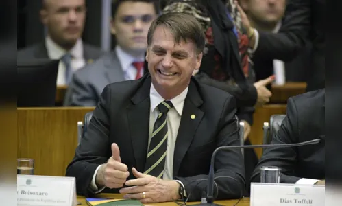 
				
					Cirurgia de Bolsonaro é adiada para depois da posse na presidência
				
				