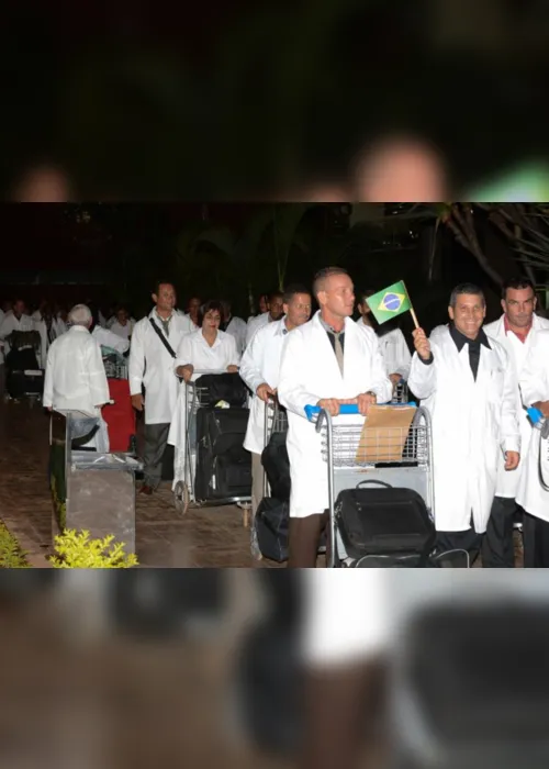 
                                        
                                            Médicos cubanos que ficaram na Paraíba aguardam Revalida para exercer medicina
                                        
                                        
