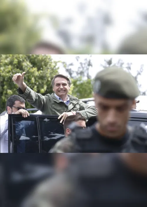 
                                        
                                            Forças Armadas vão fazer parte da política nacional, diz Bolsonaro
                                        
                                        