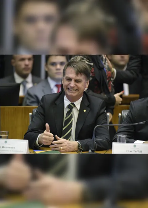 
                                        
                                            Cirurgia de Bolsonaro é adiada para depois da posse na presidência
                                        
                                        