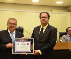 'Eu sou paraibano e aqui é meu lugar', diz André Carlo Torres ao receber Título de Cidadão