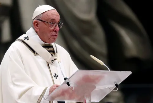 
				
					Na Missa do Galo, papa Francisco condena ganância e acúmulo de bens
				
				