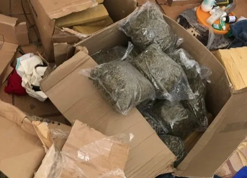 
				
					Cerca de 200 kg de maconha são apreendidos durante operação em João Pessoa
				
				