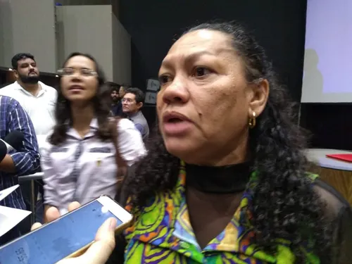 
				
					Erundina diz que 'ditadura não acabou ainda' e que regime a levou para longe da PB
				
				