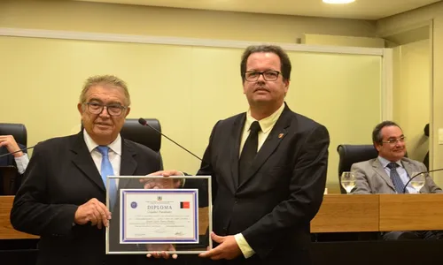 
                                        
                                            'Eu sou paraibano e aqui é meu lugar', diz André Carlo Torres ao receber Título de Cidadão
                                        
                                        