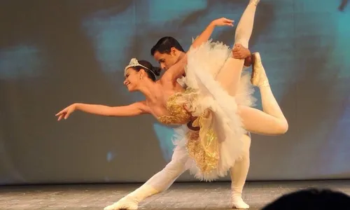 
                                        
                                            Oficinas de dança gratuitas são ministradas no Centro Lourdes Ramalho, em Campina Grande
                                        
                                        