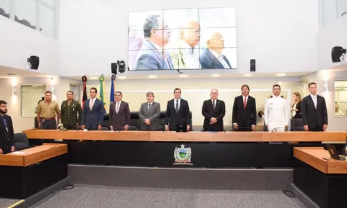 
                                        
                                            Rogério Fialho recebe Medalha Epitácio Pessoa na Assembleia Legislativa
                                        
                                        