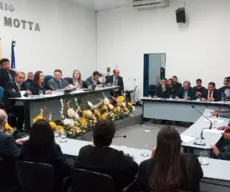 Câmara de Patos pede aval do TCE para liberar R$ 40 mil por ano para vereadores gastarem com combustível