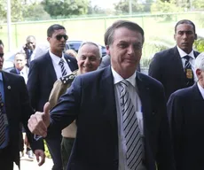 Bolsonaro defende aposentadoria aos 62 anos para homens e 57 para mulheres