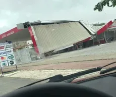 Chuvas com ventos de até 60 km/h provocam estragos em CG, Cariri e Sertão