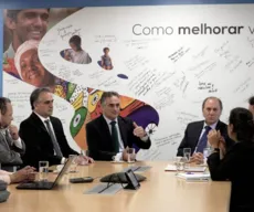 Cartaxo formaliza contrato de U$ 100 milhões com o BID e agenda 'Missão Arranque'