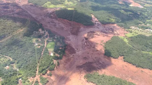 
				
					Ibama aplica multa de R$ 250 milhões à mineradora Vale por tragédia de Brumadinho
				
				