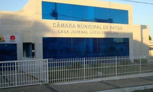 
                                        
                                            Justiça suspende lei que concede pensão para viúvas de ex-vereadores de Patos
                                        
                                        