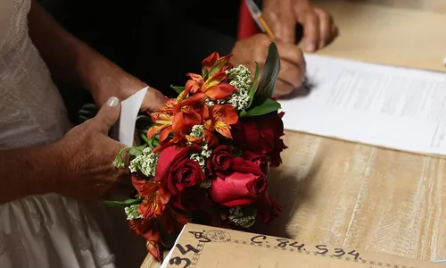 
                                        
                                            Proibição de casamento antes dos 16 anos vai ser votada pelo Senado
                                        
                                        