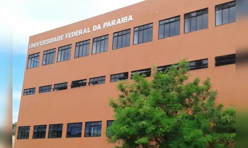 
				
					UFPB decreta ponto facultativo por causa da paralisação das polícias
				
				