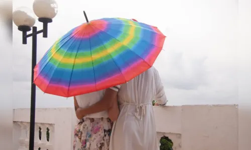 
				
					Mais de 30 casais LGBTQI+ participam de casamento coletivo em JP
				
				
