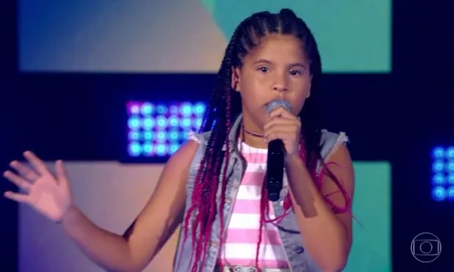 
                                        
                                            Paraibana se classifica no 'The Voice Kids' 2019 e vai para o time de Simone e Simaria
                                        
                                        