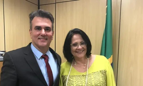 
                                        
                                            Sérgio Queiroz assume 'Proteção Global' e promete 'movimento nacional de pacificação social'
                                        
                                        