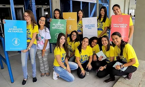 
                                        
                                            Crescer 2019 inicia inscrição de voluntários para o evento em Campina Grande
                                        
                                        