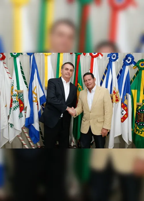 
                                        
                                            Mourão assume presidência do Brasil com viagem de Bolsonaro
                                        
                                        