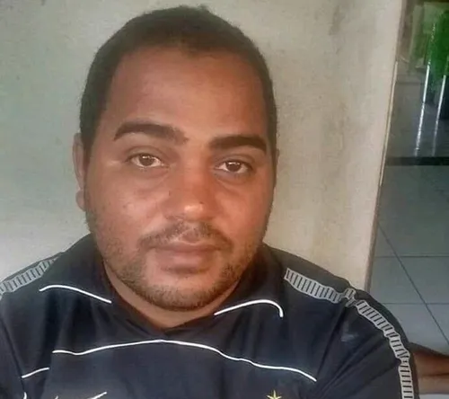 
				
					Preso homem suspeito de matar avó da esposa e ferir sogra e mulher
				
				