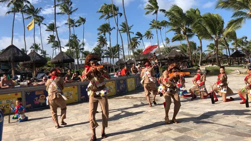 
				
					Quadrilha Junina de CG anima convenção de turismo em Pernambuco
				
				