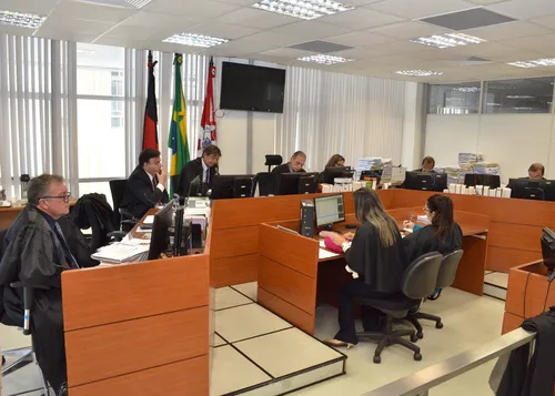 
				
					TJPB mantém prisão de acusado de estuprar duas menores
				
				