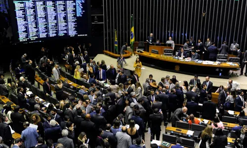 
                                        
                                            Sem representação feminina, deputados federais da Paraíba tomam posse em Brasília; veja quem são
                                        
                                        