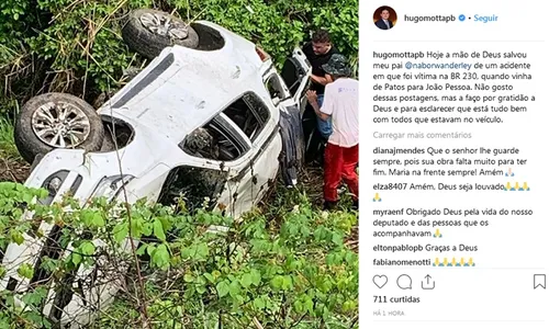 
                                        
                                            Carro com deputado Nabor Wanderley capota na BR-230
                                        
                                        