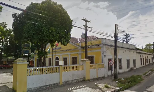 
                                        
                                            MP pede condenação de R$ 1 milhão por abandono da Casa do Artesão
                                        
                                        