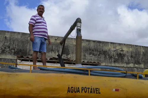 
				
					Vigilância Sanitária orienta população sobre consumo de água de carro-pipa em CG
				
				